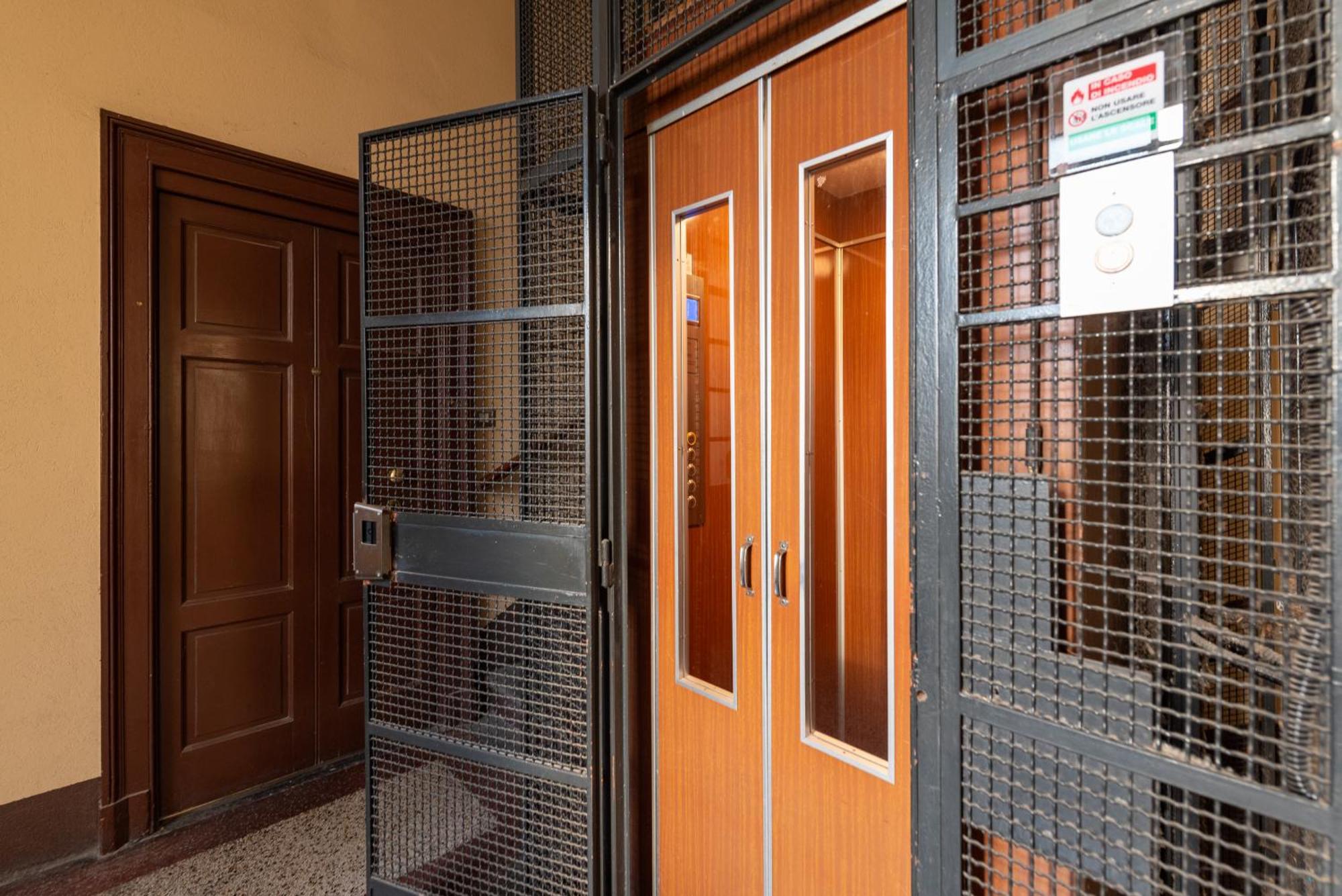 10' Duomo & Central Station Large Apartment Milan Exterior photo